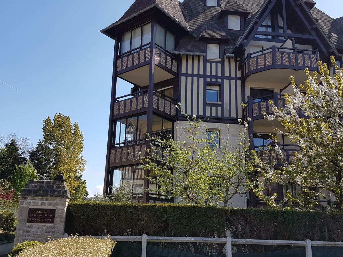 Le Fairway Apartment